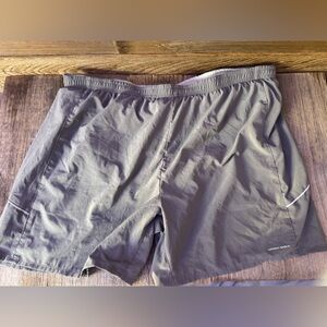 Columbia Titanium Gray athletic shorts